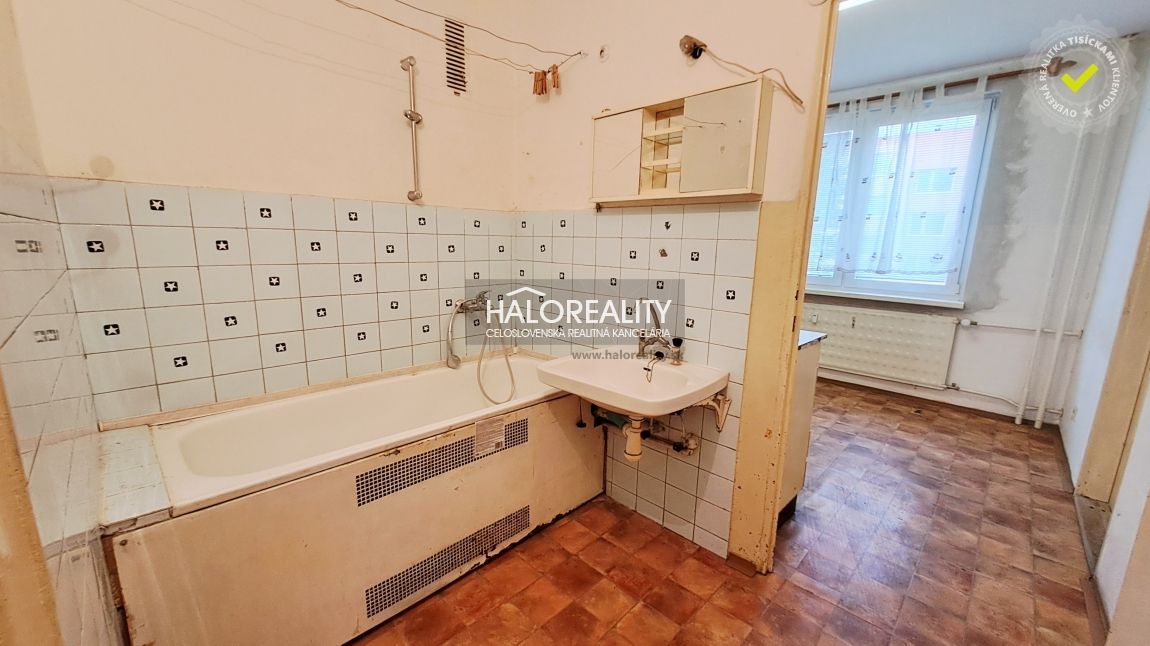 HALO reality - Predaj, trojizbový byt Partizánske, Luhy, s b - 14