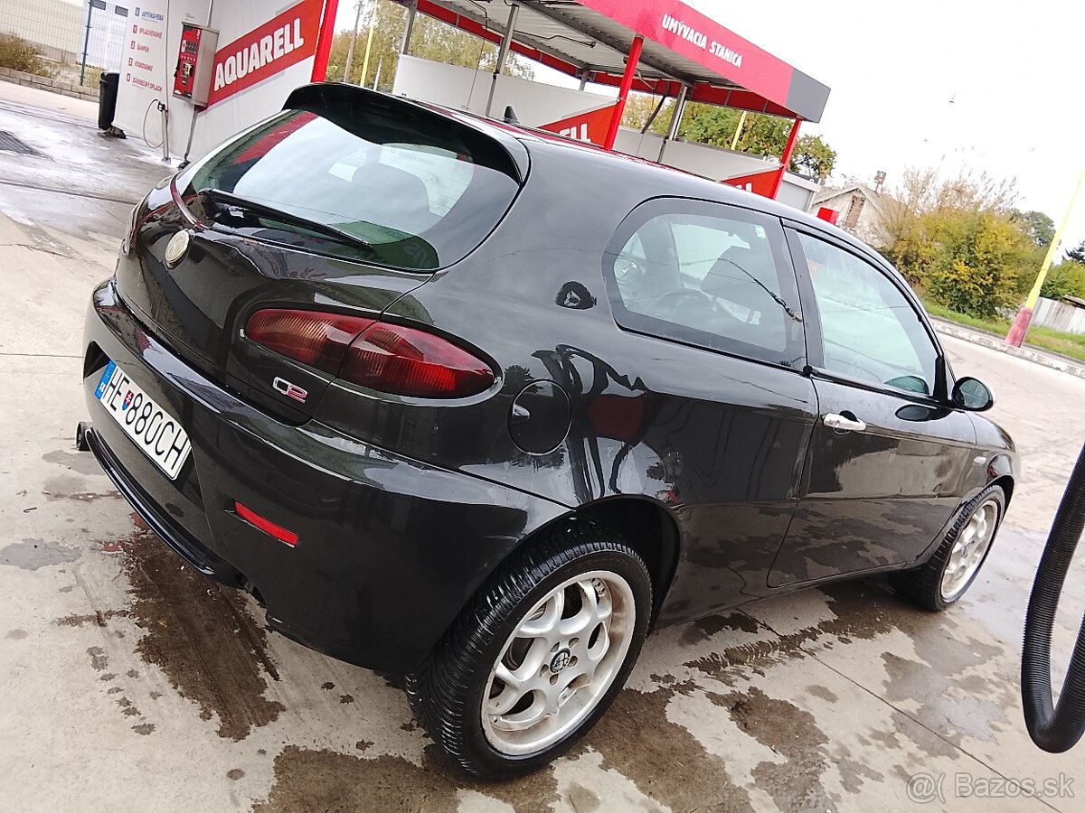 Predám alfa Romeo Q2 1.9 JTD 110 kw - 14