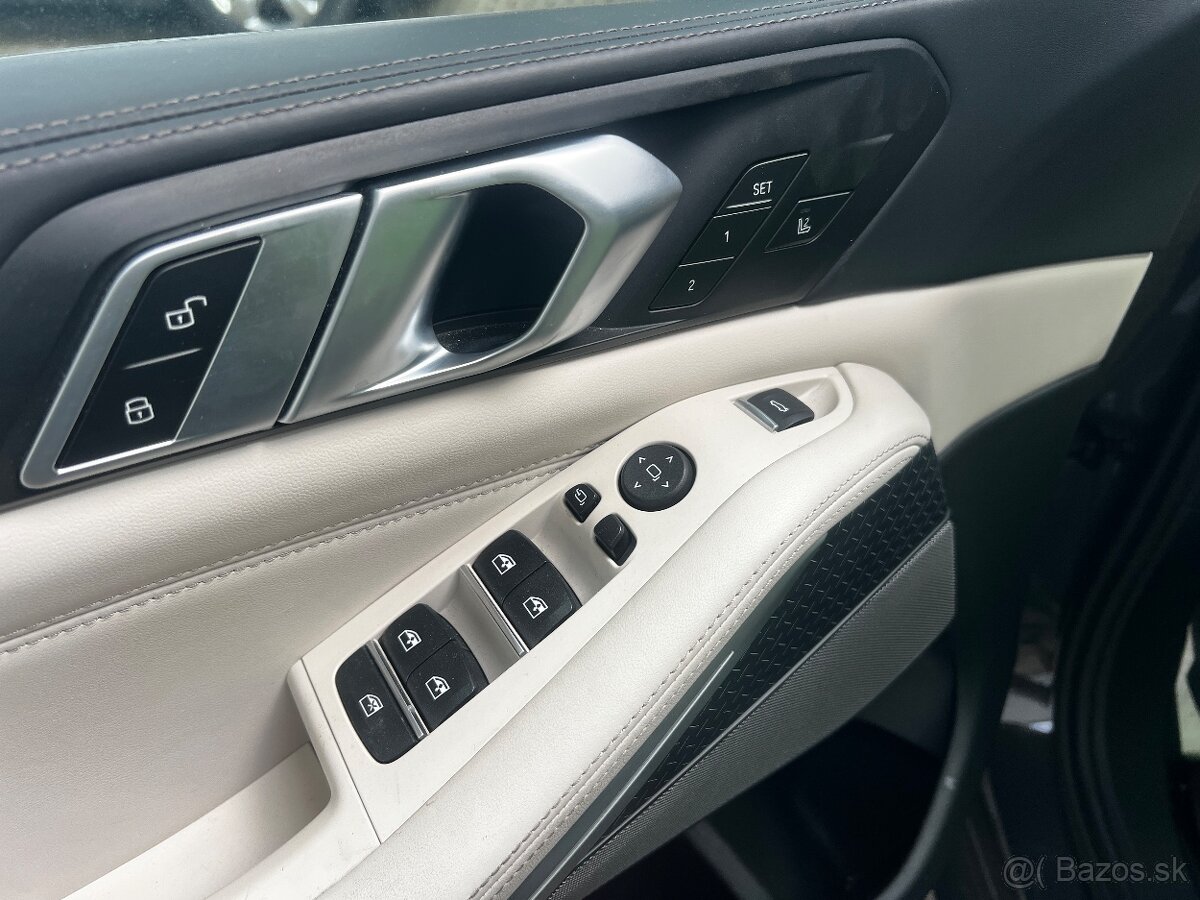BMW X5 xDrive40i mHEV A/T 245 kW - 14