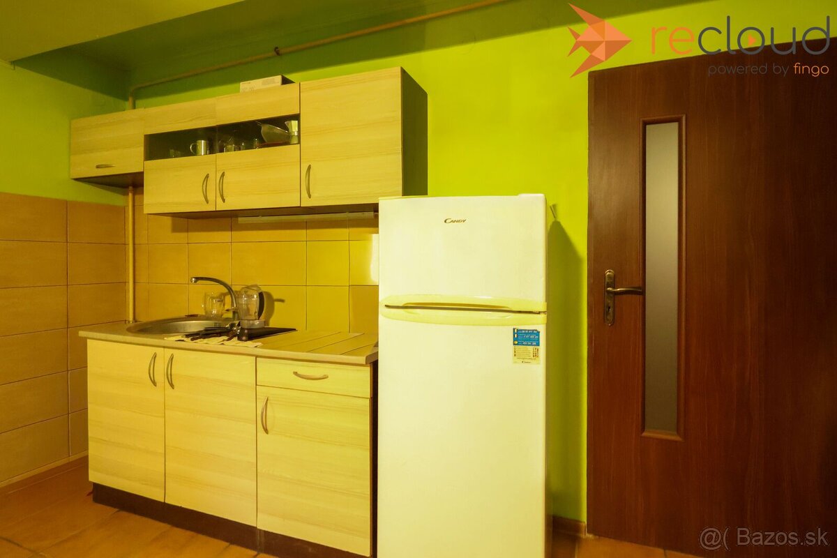 Rodinný dom v obci Starý Hrádok blízko Levic - 14