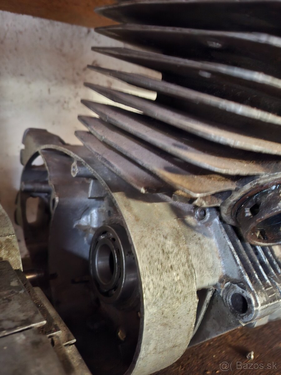 Jawa alkatrészek - 14