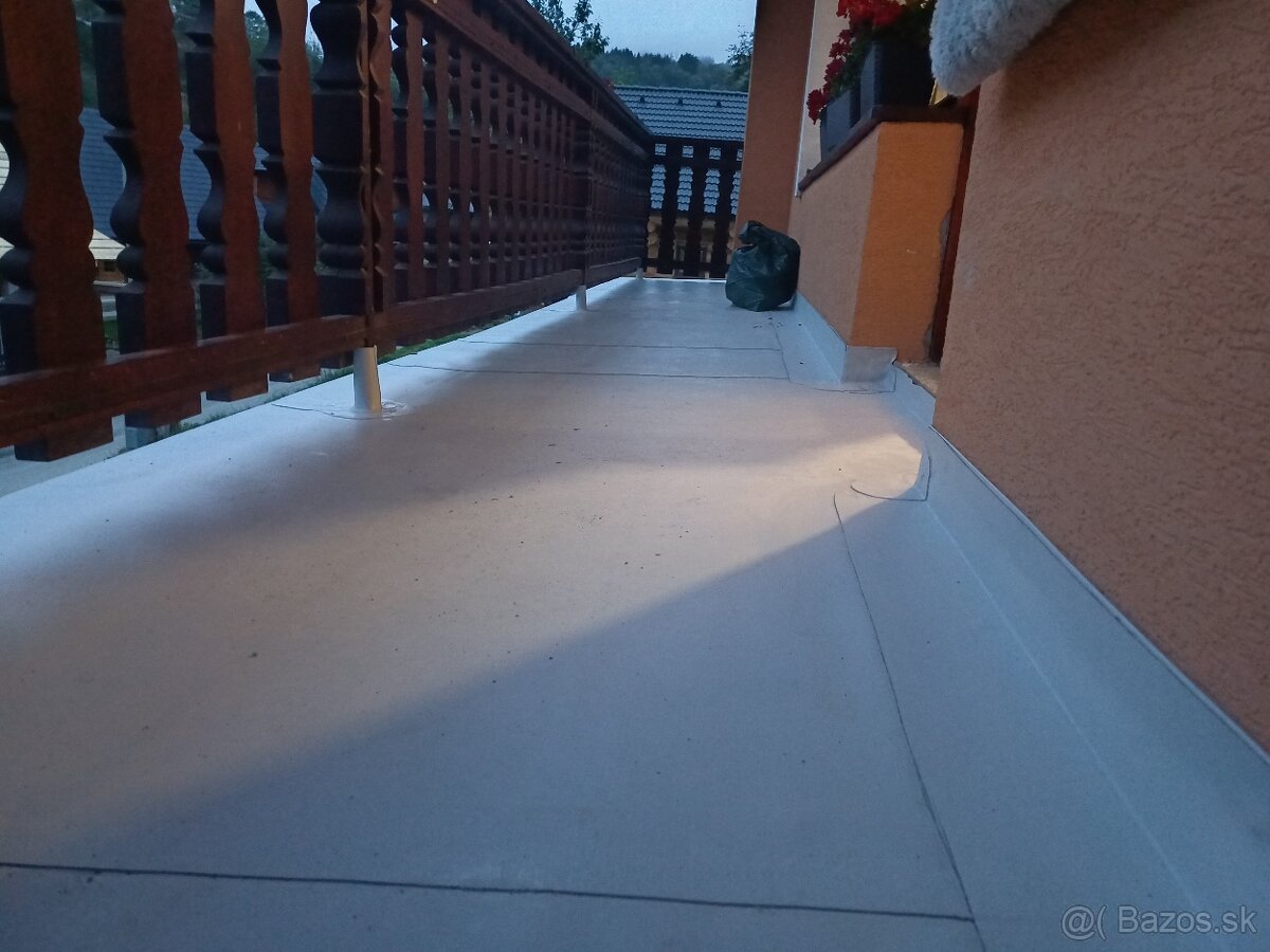 Strechy, prístrešky, altánky, balkóny - 14