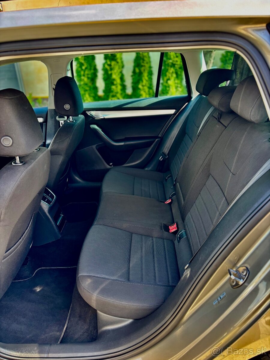 Skoda octavia 3 2.0 TDi 110 kW Dsg EDITION - 14