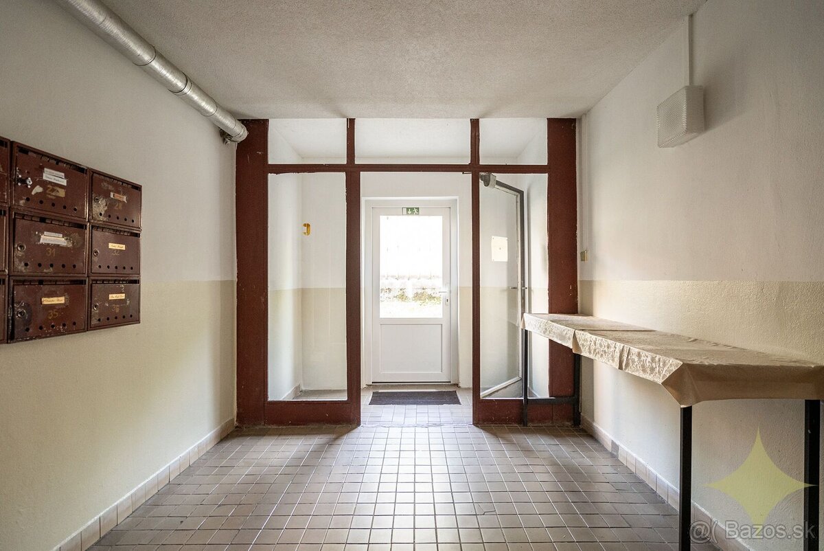 Zvýhodnená cena: Exkluzívne na predaj priestranný čiastočne - 14
