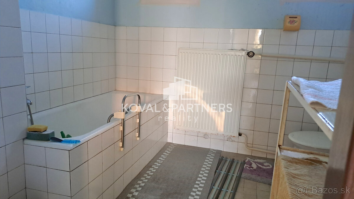 Na prenájom poschodová budova, Zlaté Moravce, časť Ďatelinis - 14