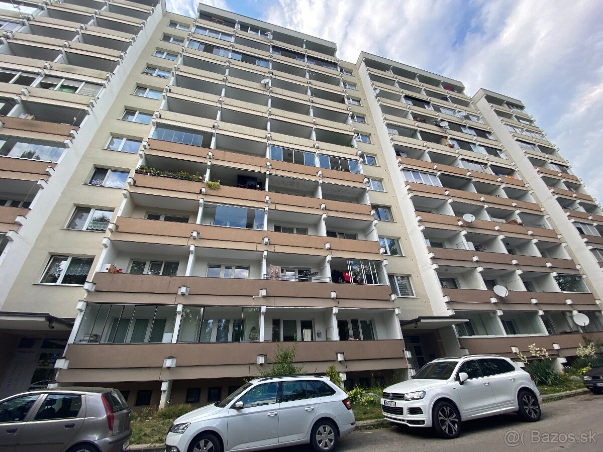 menší 2KK Vlčince | rekonštrukcia | lodžia | Berlínska 8 - 14