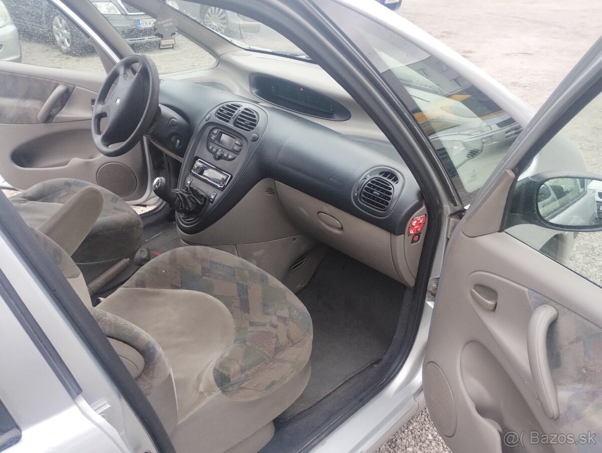 Citroën Xsara Picasso 2.0 HDi SX - 14