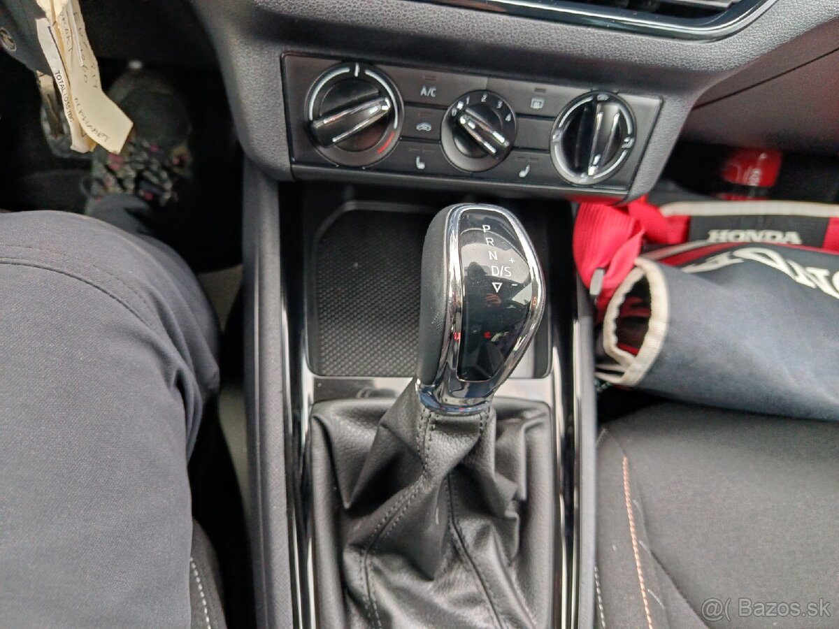 Skoda kamiq 1,0 TSI,automat - 14