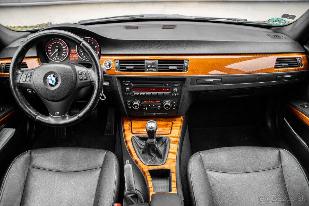 BMW Rad 3 Touring 325i E91 xDrive LCI, 160kW, M6 - 14