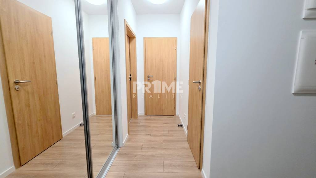 BÝVAJ PRVÝ V 2,5i byte, OVOC.SADY, BALKÓN,PARKING, Ivanska c - 14