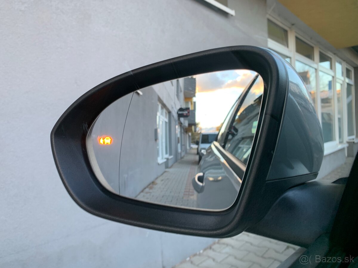 Opel Insignia 2.0 CDTI automat , sedan.125 kWt r.v.2020. DPH - 14