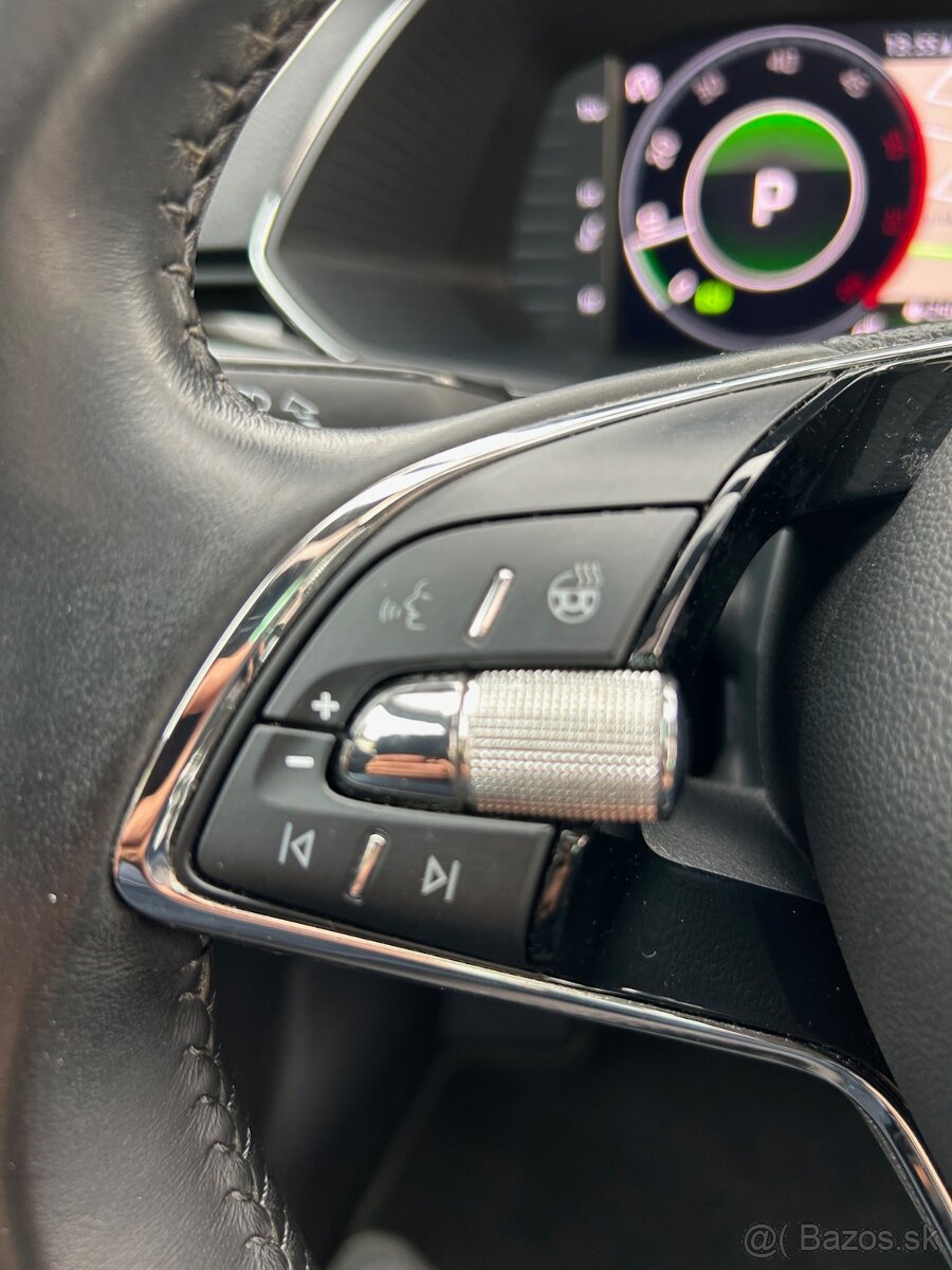 Škoda Superb 2.0 TDI SCR L&K DSG Pano - 14