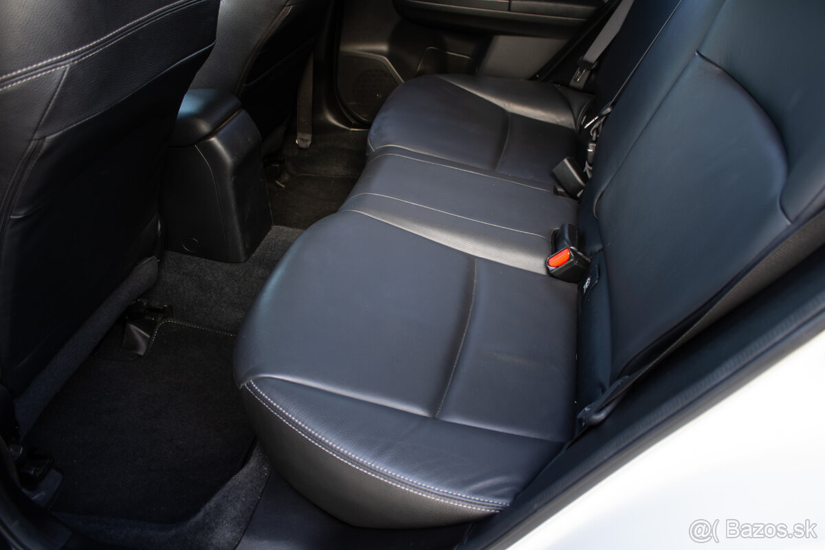 Subaru XV 2.0i Exclusive benzín 4x4 automat - 14