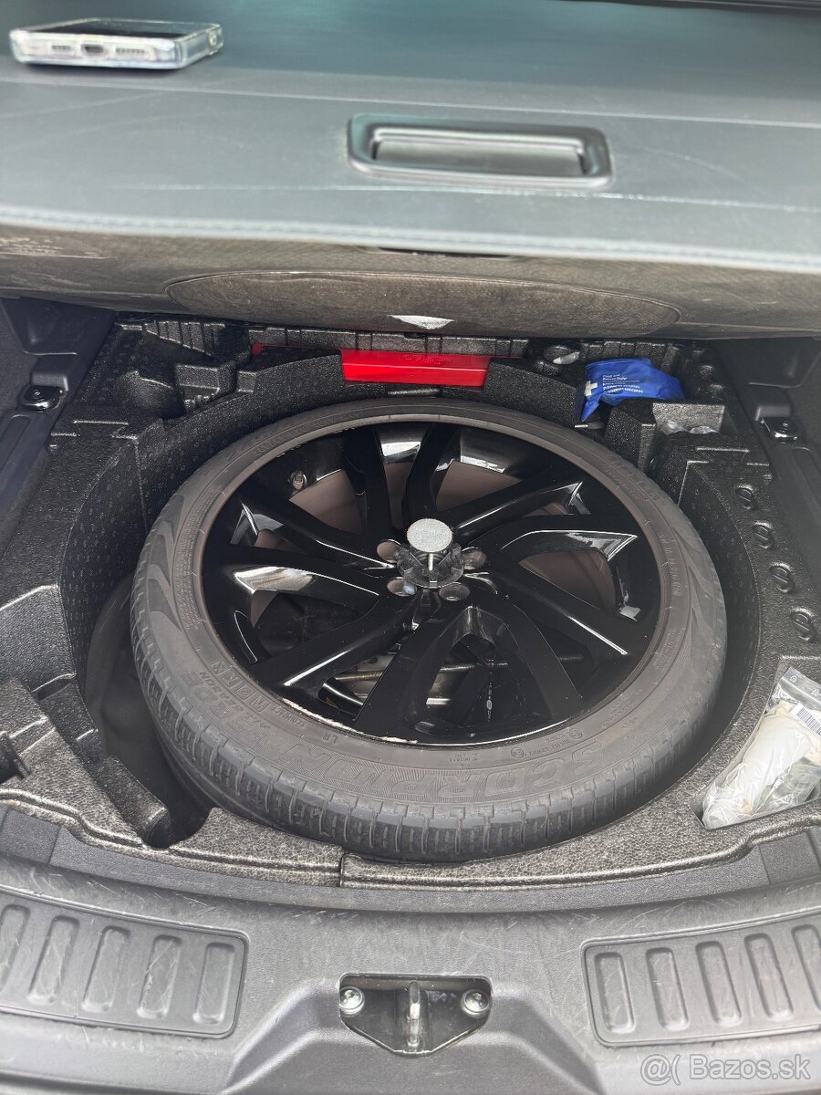 Land Rover Discovery 2.0 4x4 - 14