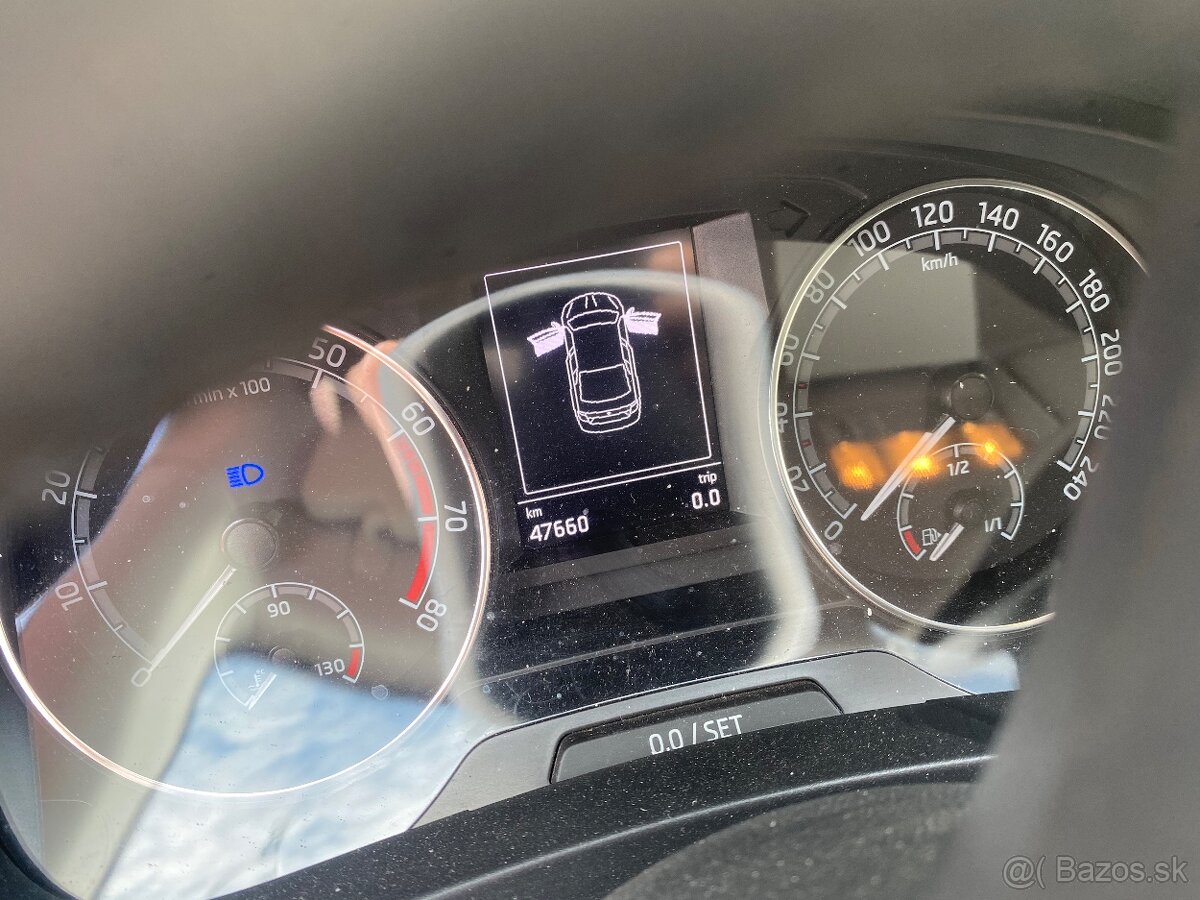 Predam súčiastky náhradné diely škoda Rapid - 14
