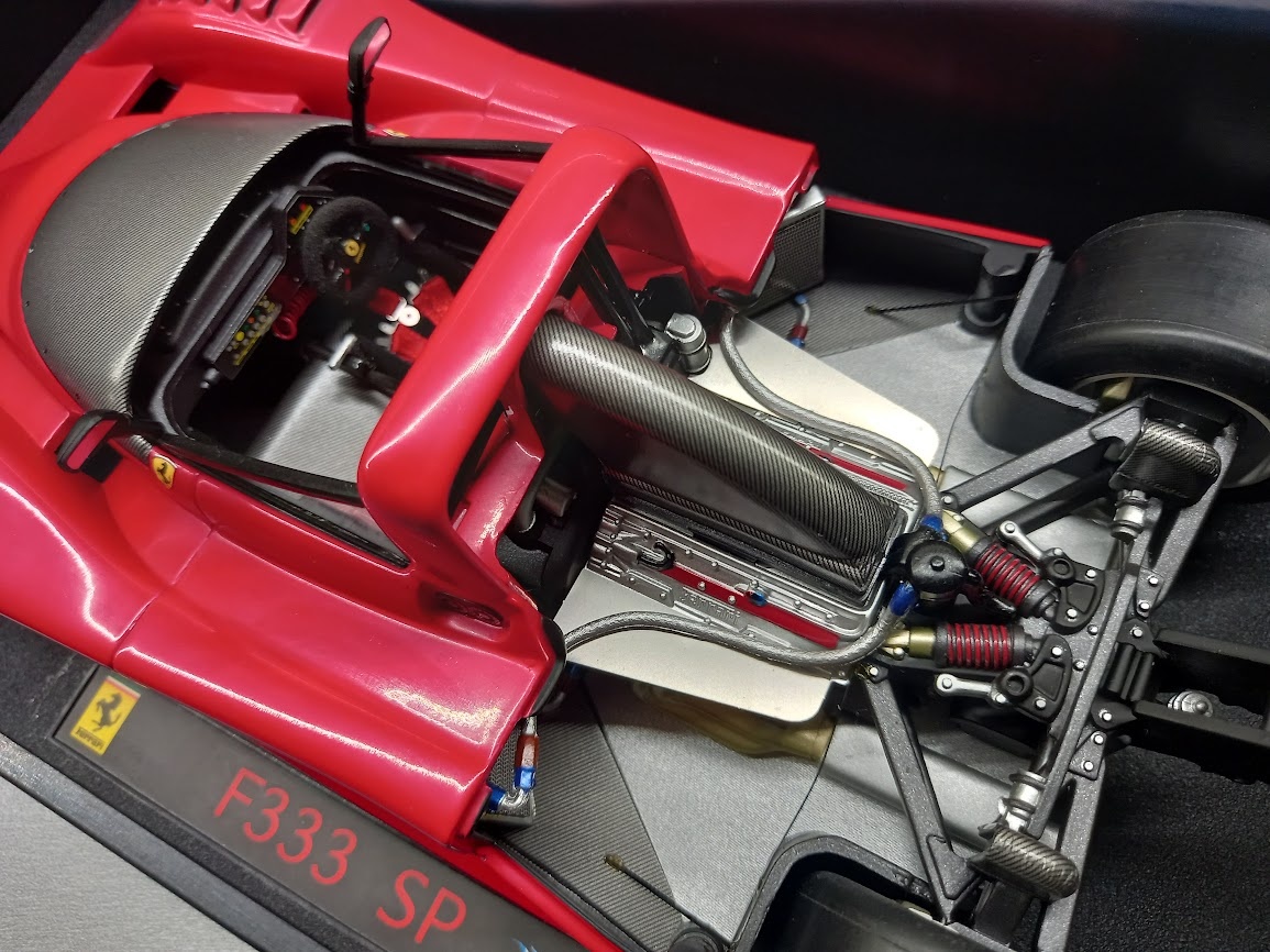 FERRARI 333 SP HOTWHEELS ELITE 1:18 - 14