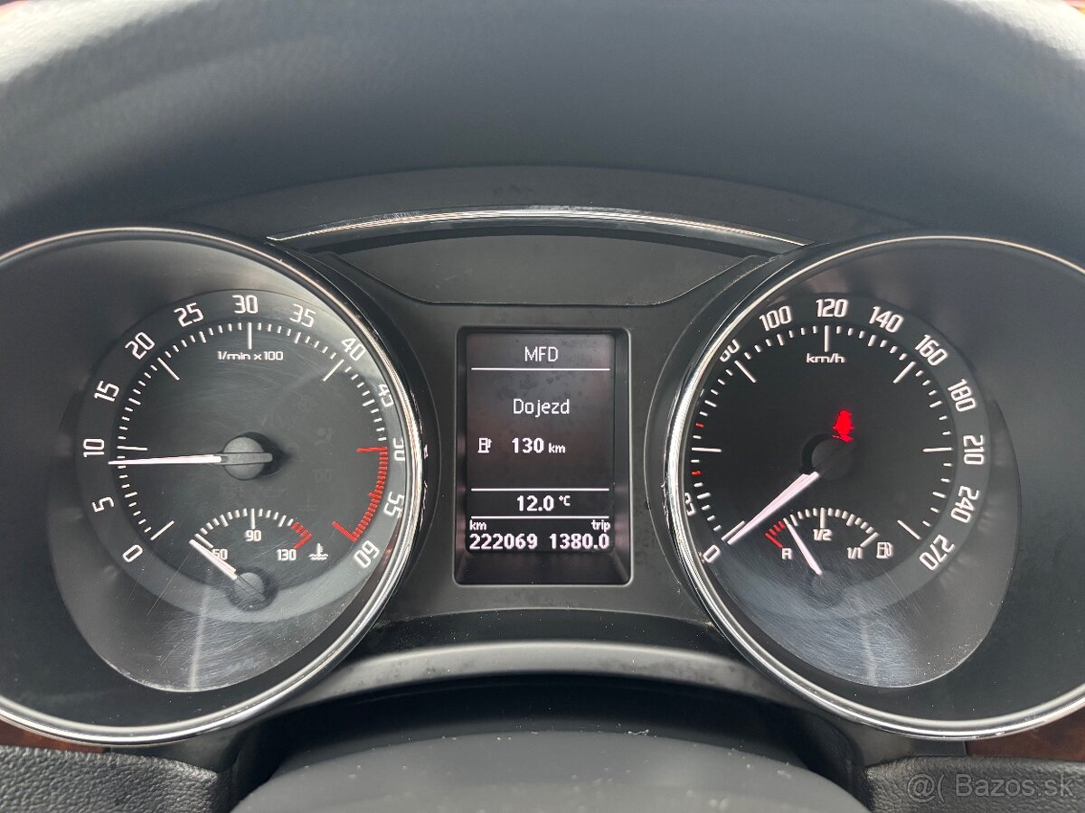 Predam Skoda superb 2.0 TDI 103KW 4X4 R.V 2014 222 069KM - 14