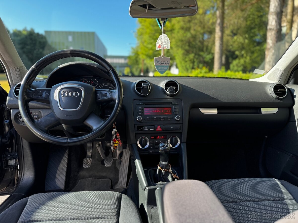 Audi A3 8P 1.9 TDI 77kW – PANORAMA - 14