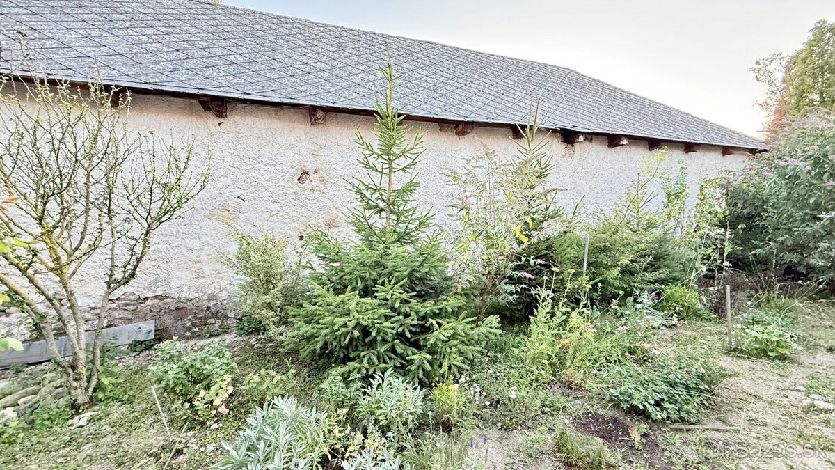 MAĎARSKO - HEJCE PEKNÝ 3 IZBOVÝ RODINNÝ DOM NA VEĽKOM POZEMK - 14