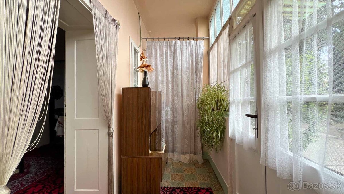4-izbový rodinný dom v pôvodnom stave - Dolné Saliby - 14