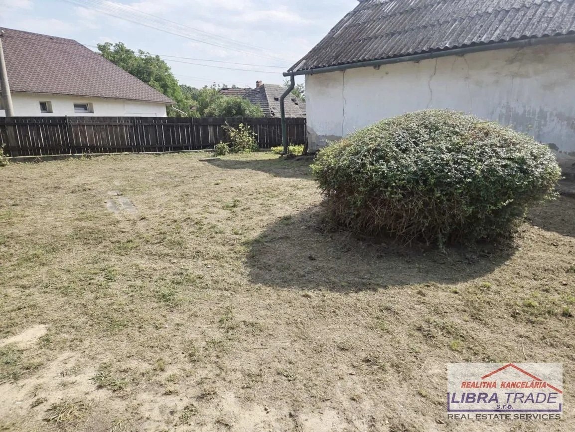 Ponúkame na predaj veľký 5 - izbový rodinný dom v obci Mužla - 14