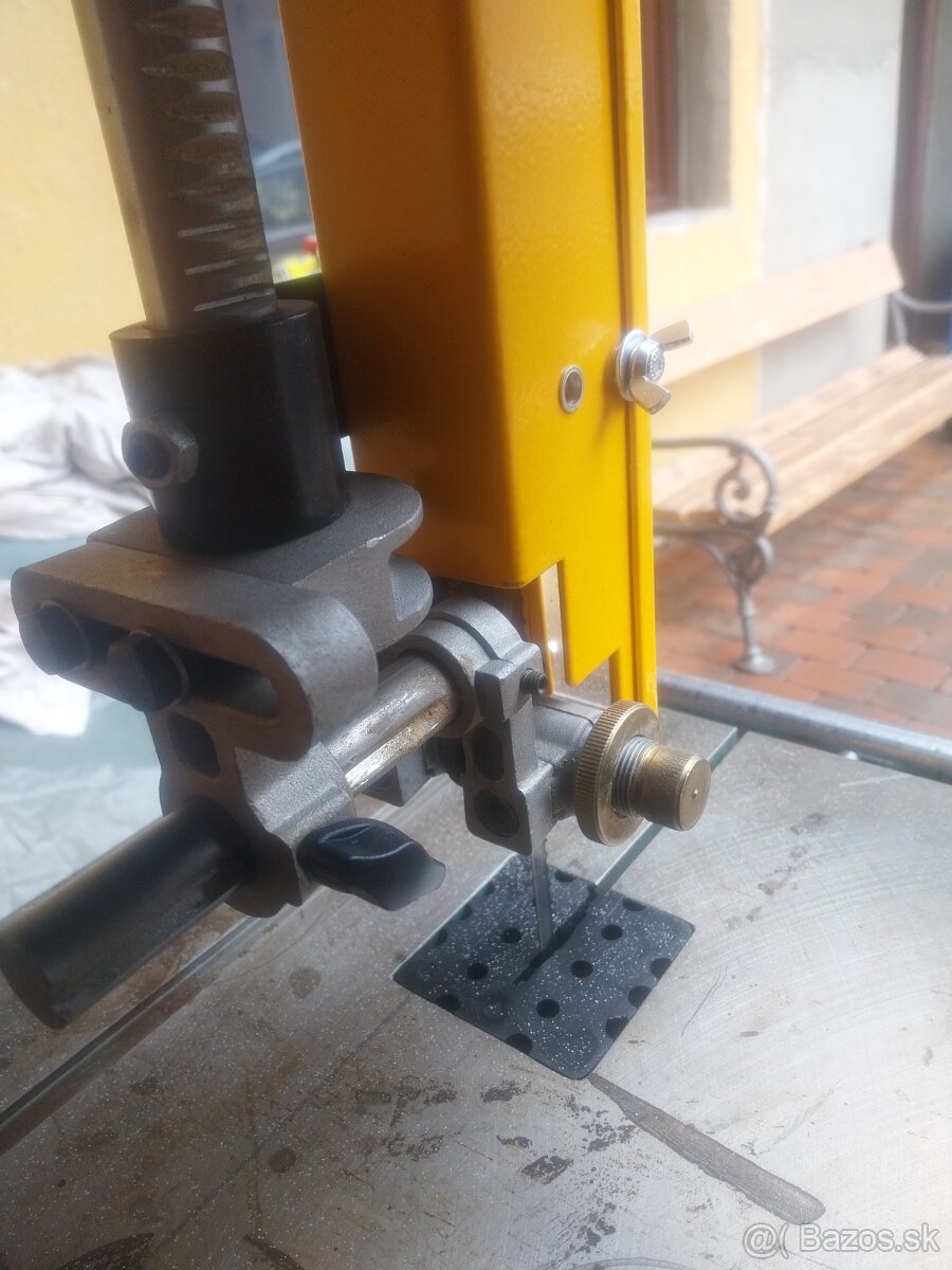 Pásová píla na drevo FELDER - 14