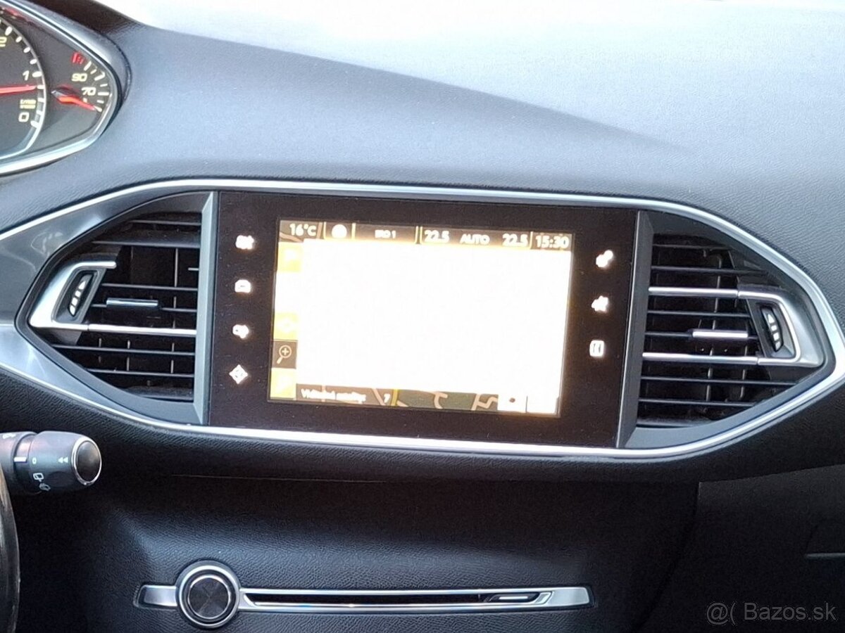 Peugeot 308 SW 1.6 BlueHDi Allure AUTOMAT - 14