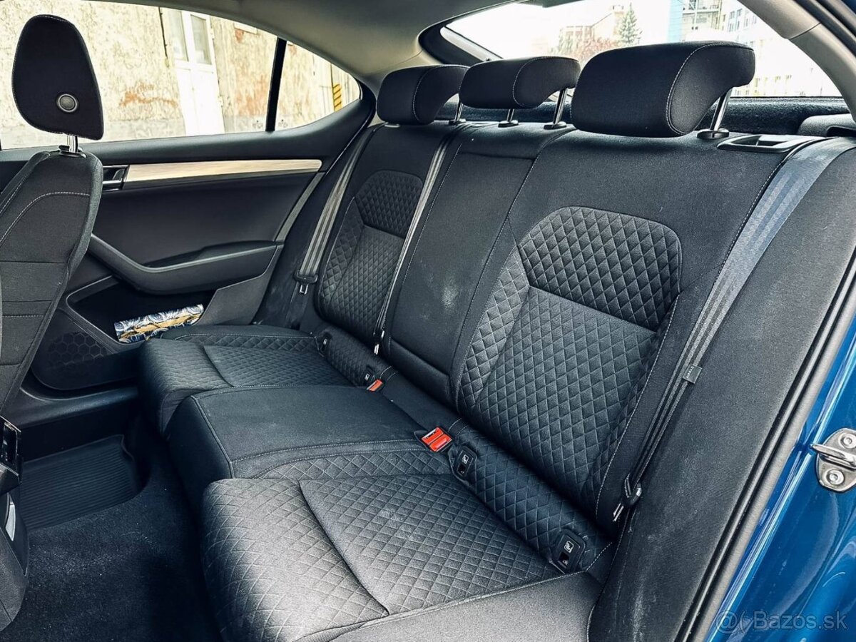 Škoda Superb 2.0 TDI SCR Style DSG - 14