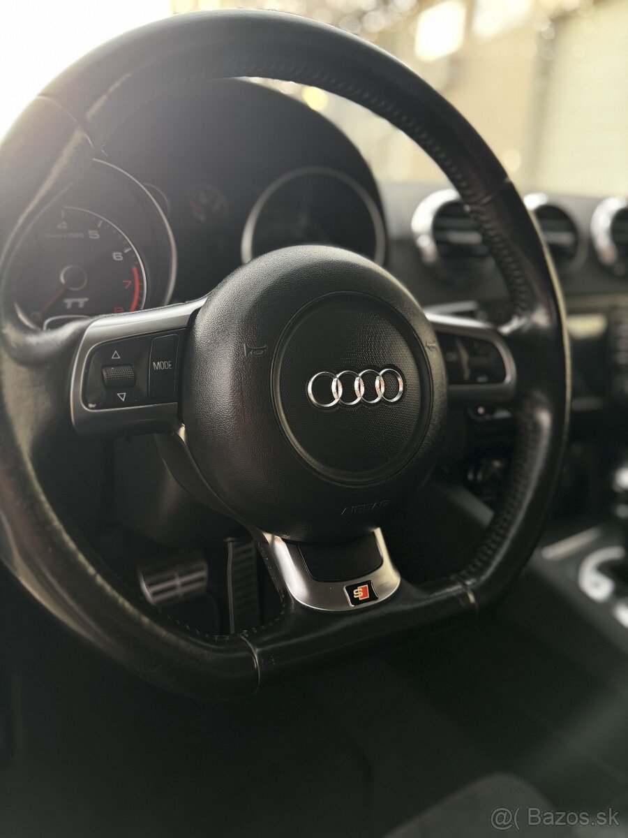 Audi TT Coupé 3.2 quattro DSG - 14