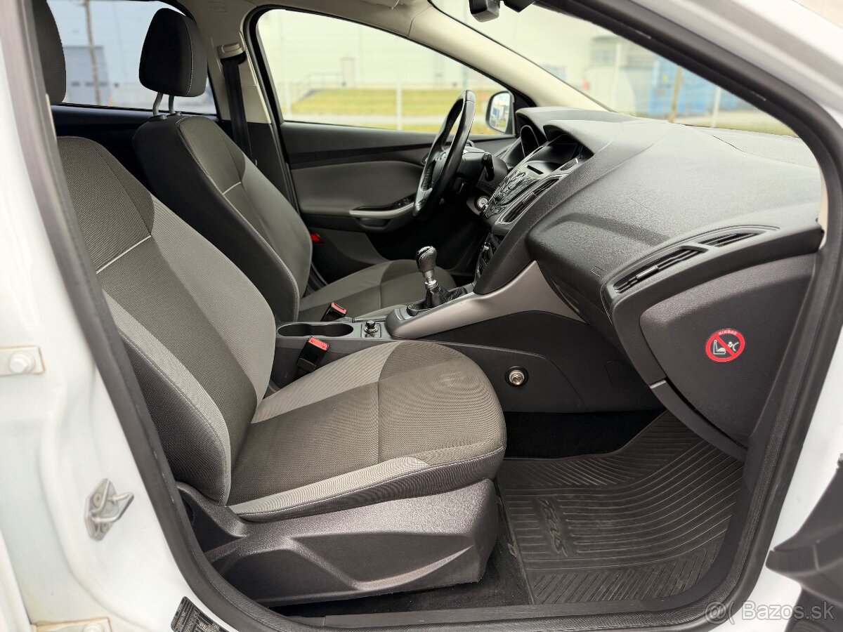 Ford Focus 1.6TdCi 85kw kombi - 14