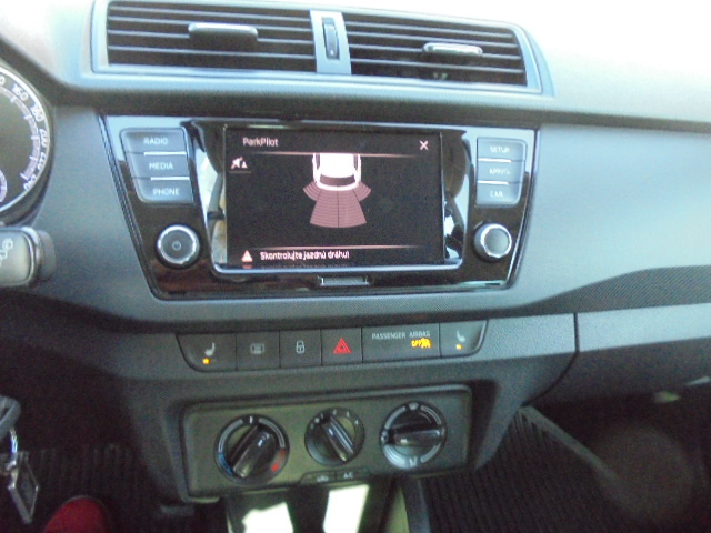 Škoda Fabia 1.0 TSI Ambition r.v.8/2020 - 14