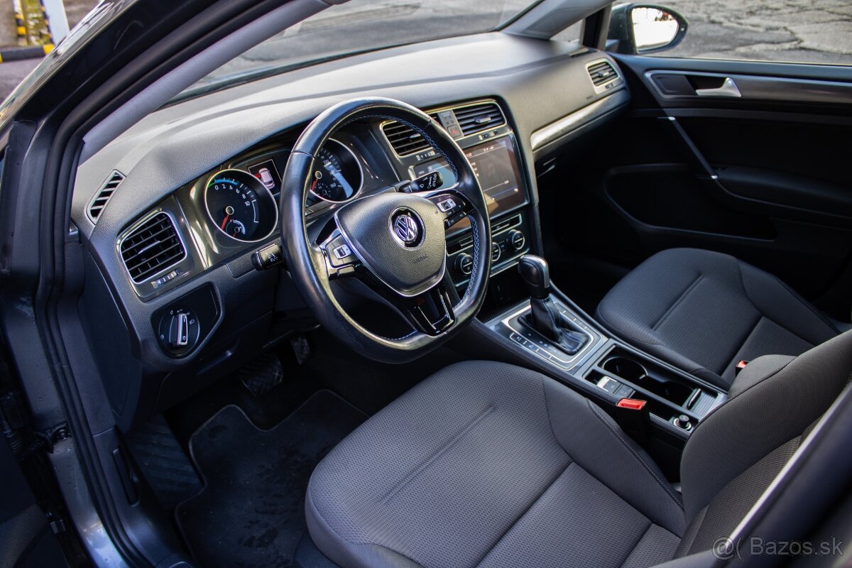 Volkswagen Golf e - 14