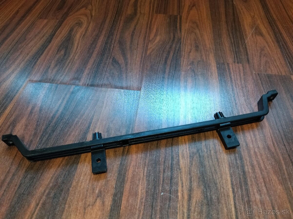 Počítač v dobrom stave za dobrú cenu s rôznymi doplnkami - 14