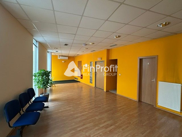 Administratívny priestor na prenájom - 43,05 m2, Tomášikova - 14