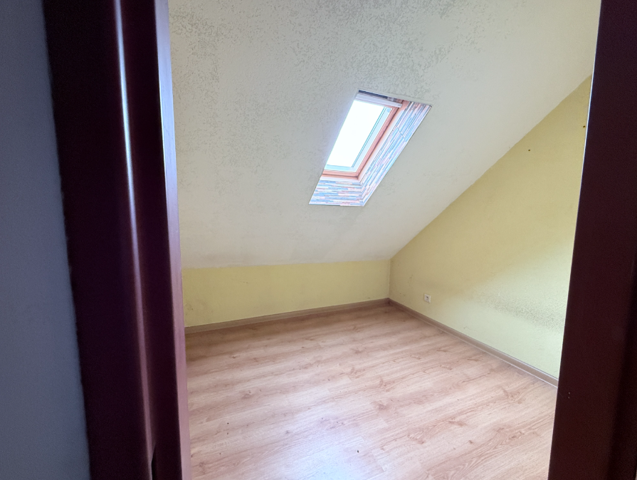 Starší rodinný dom Lietava - 14