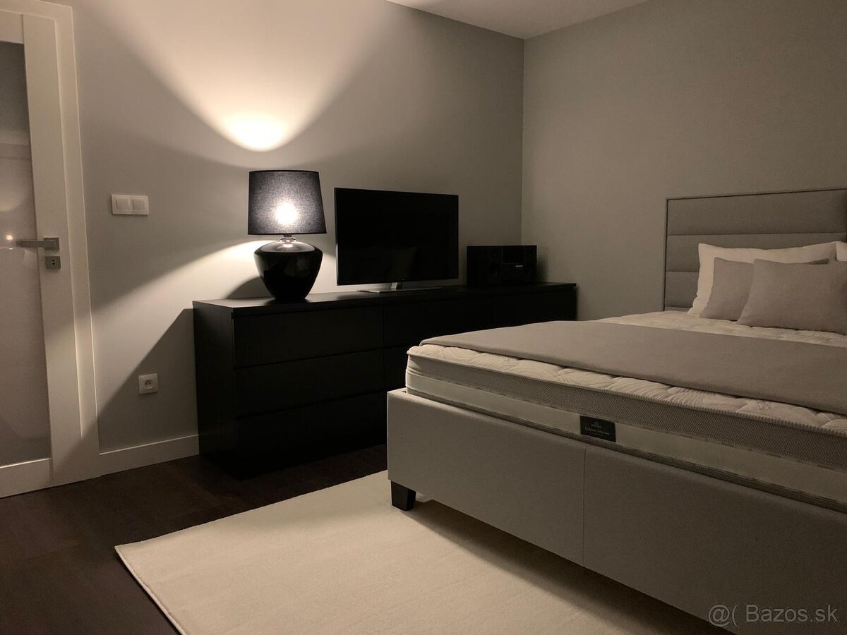 LUXUSNÝ DVOJPODLAŽNÝ RODINNÝ DOM V MODRANKE. - 14