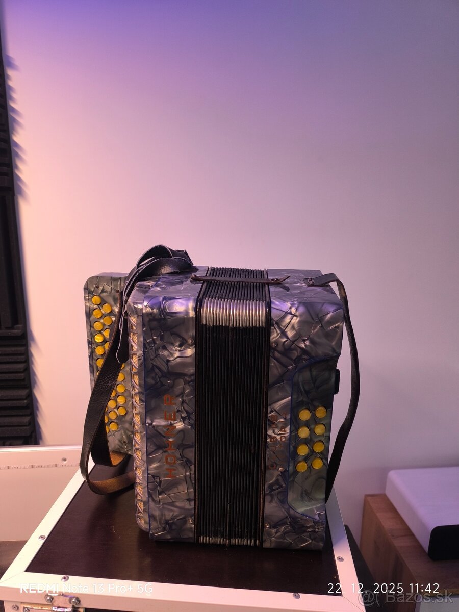 Predám heligonky Zn. Hohner,ladenie CF - 14