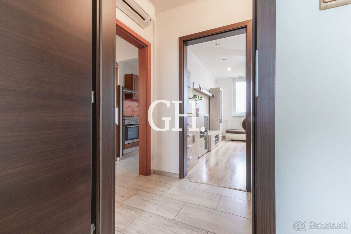 Kompletná rekonštrukcia - MASARYKOVÁ - 3 izbový byt - klima - 14