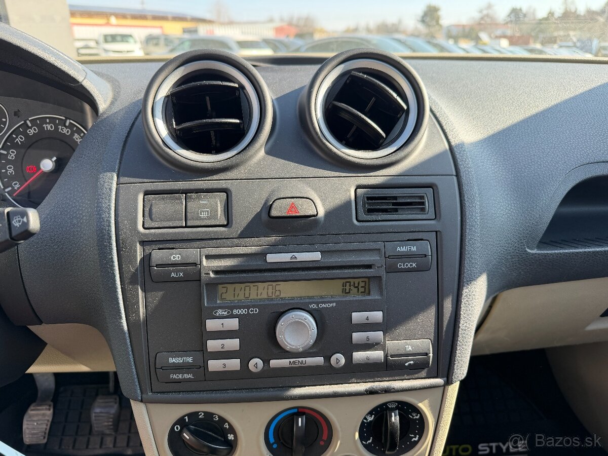 Ford Fiesta 1.3 Ambiente - 14