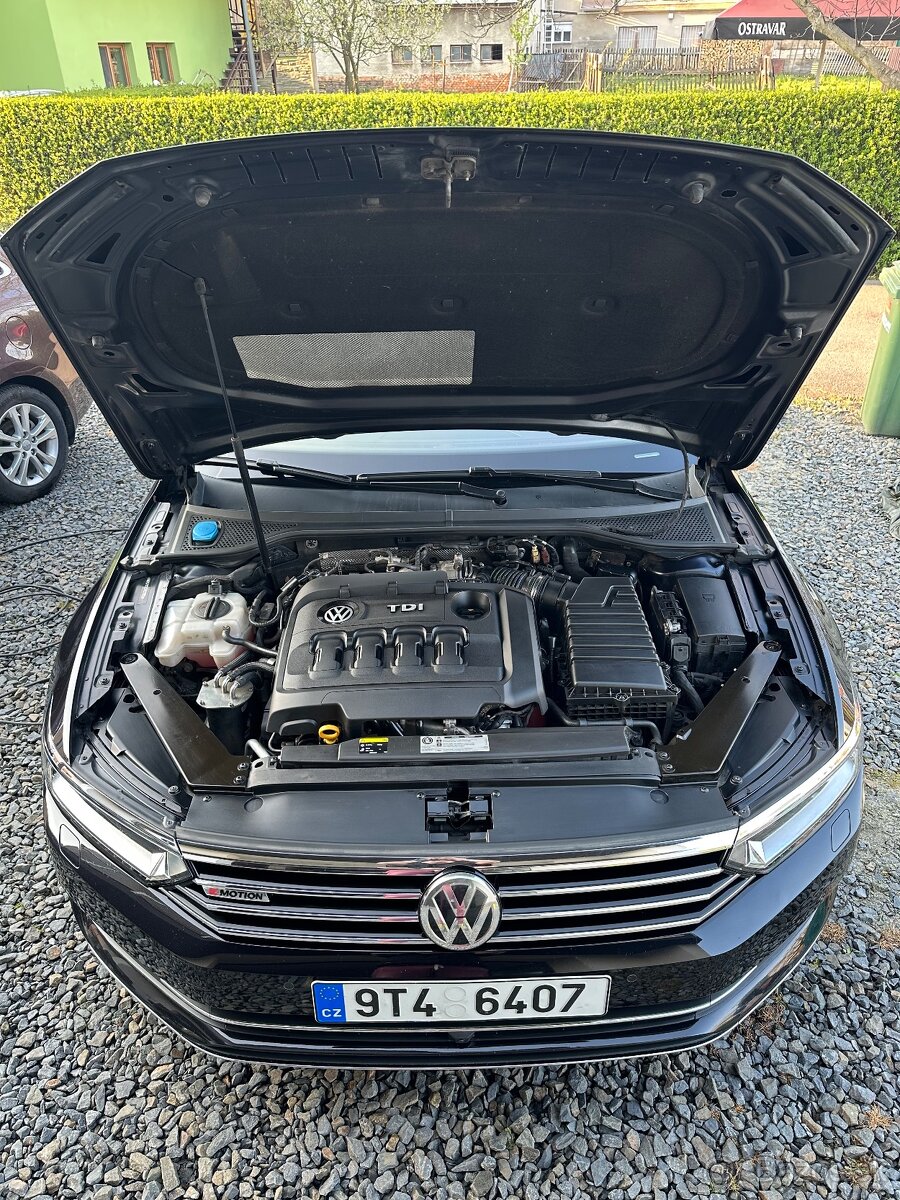 VW Passat B8 4motion | původ ČR | - 14