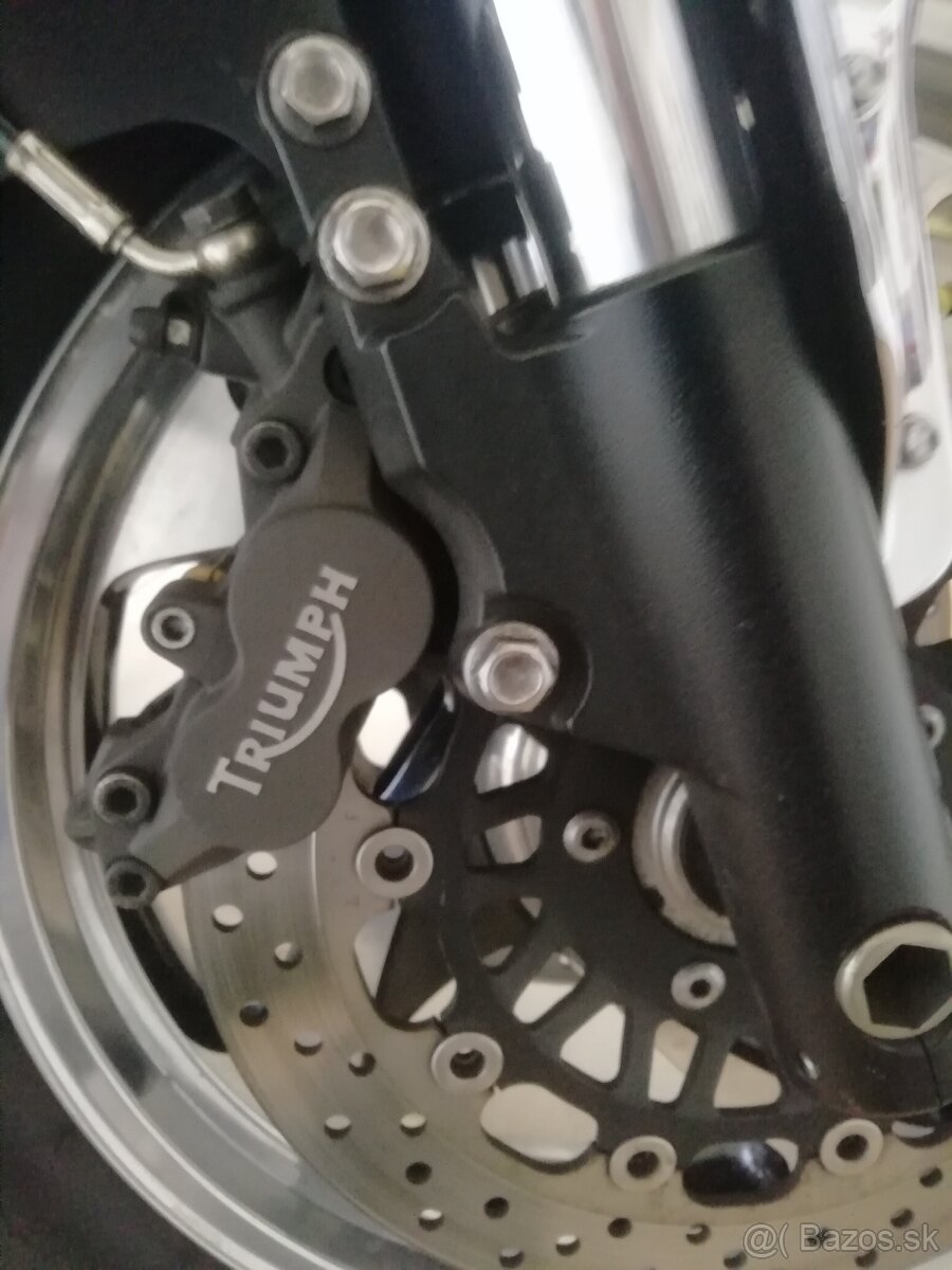 Predám Triumph Rocket III - 14