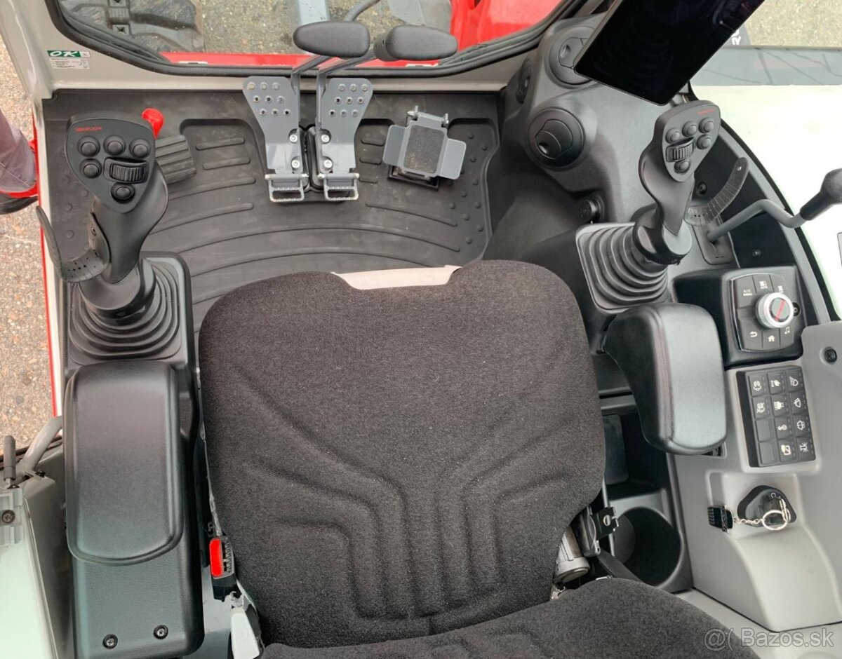 TAKEUCHI TB 370 - RV 2024 260 MTH PLNÁ TOVÁRNÍ ZÁR - 14