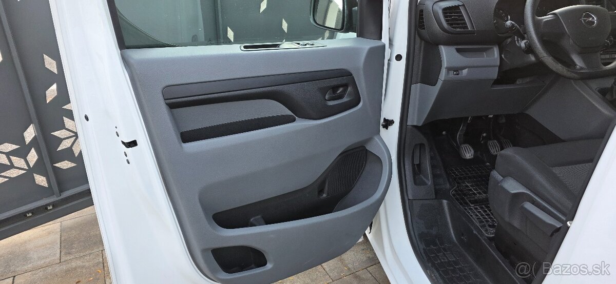 Opel Vivaro Zafira Life 1.5 CDTi 120k M Enjoy štandard - 14