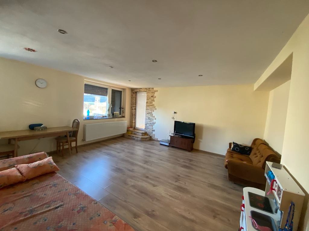 Dvojbytová jednotka v obci Mýtna okres Lučenec - 14