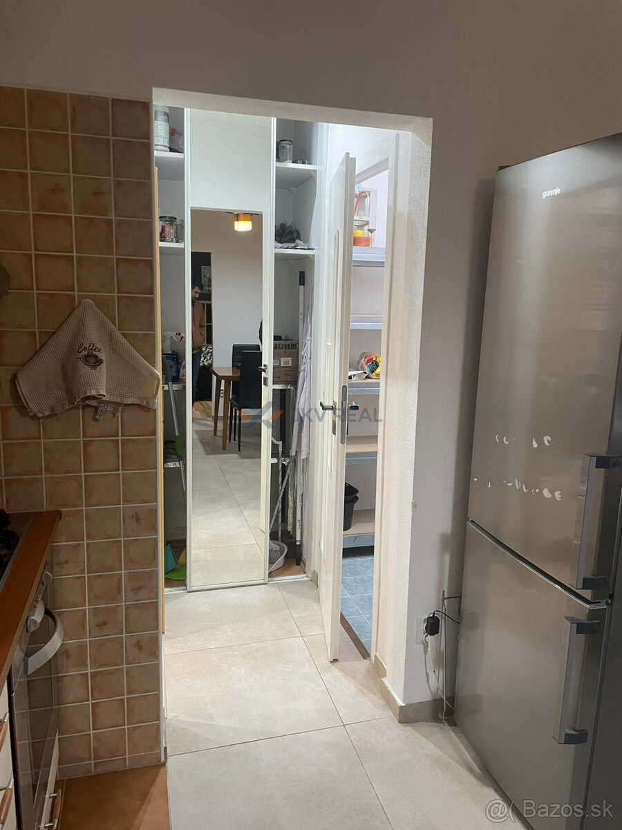 útulný 3 izbový byt - 14