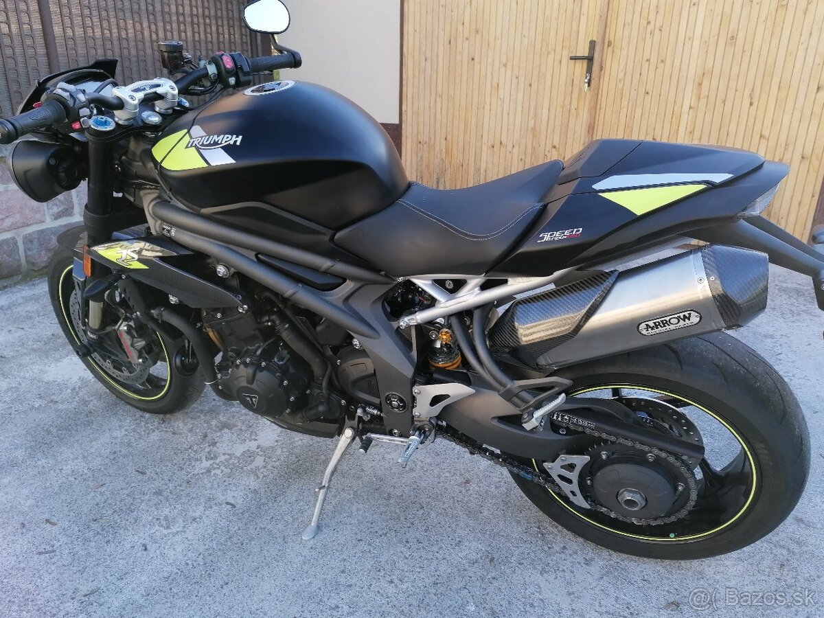 TRIUMPH 1050 Speed Triple RS 4/2021 - 14