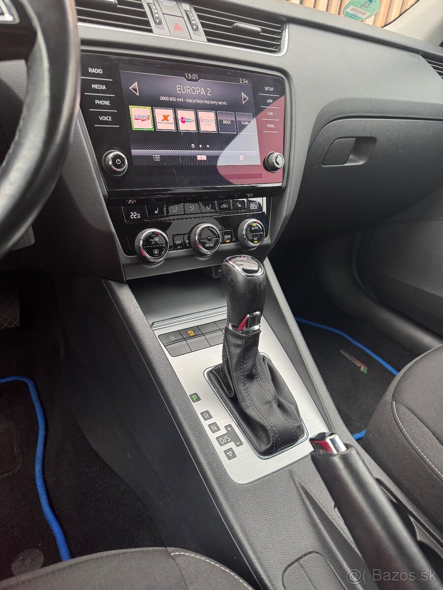 Škoda Octavia Combi 3 facelift 1.4 TSI Ambition DSG - 14