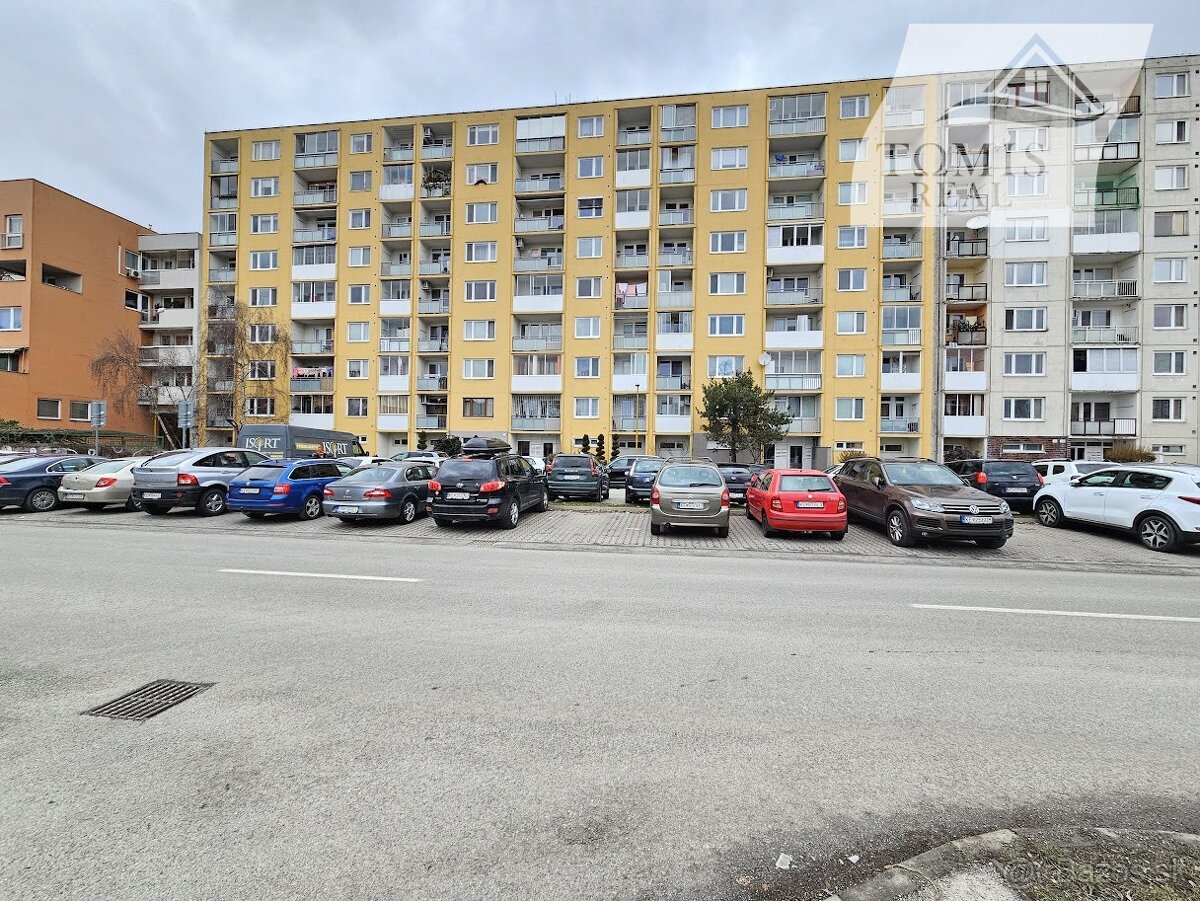 Bernoláková - Terasa 2 izbový byt so šatníkom - 14