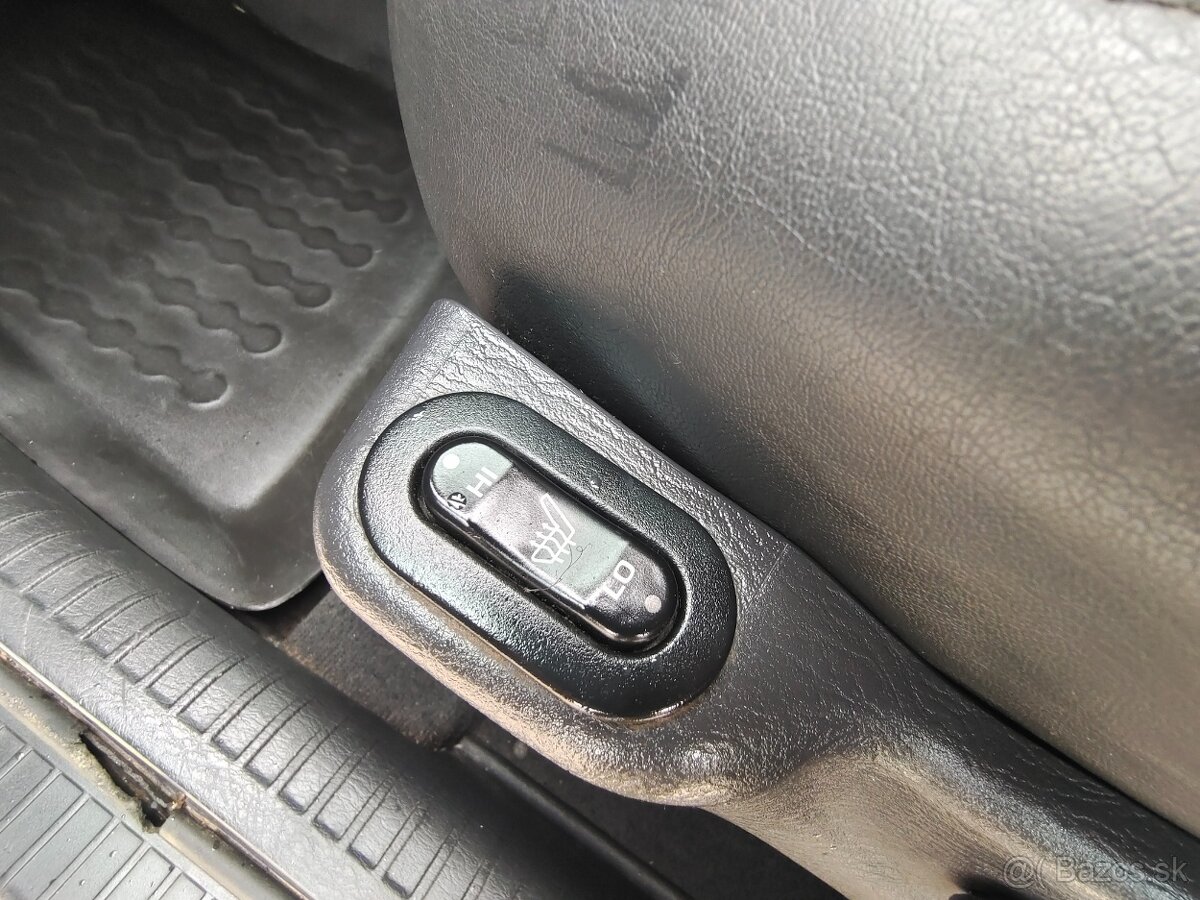 Jeep Cherokee 2.8 CRD • LIMITED • 110 KW • AUTOMAT - 14