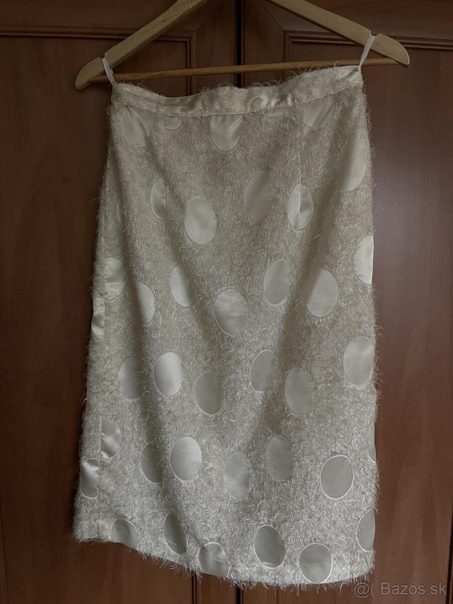 Predám slávnostný kostým - 14